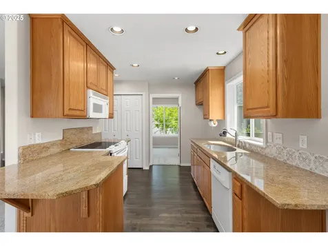 13102 SE Terra Cascade Loop Happy Valley OR 97086