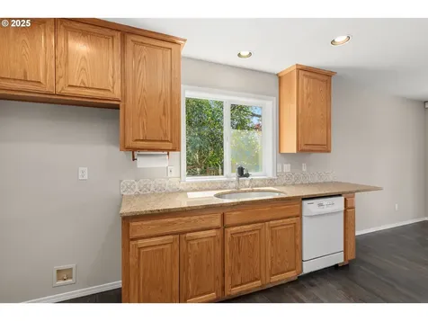 13102 SE Terra Cascade Loop Happy Valley OR 97086