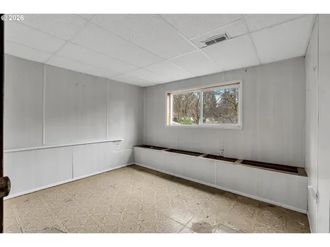 1320 SW 31st Street Gresham OR 97080