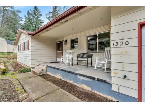 1320 SW 31st Street Gresham OR 97080