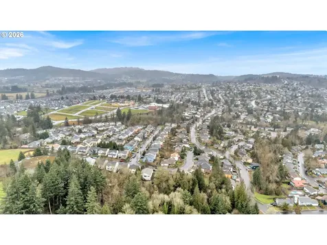 1320 SW 31st Street Gresham OR 97080