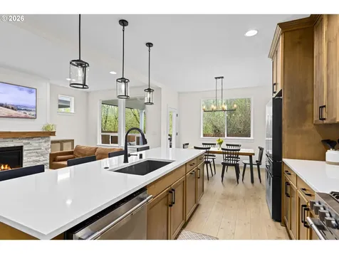 17405 NW 7th Avenue Ridgefield WA 98642