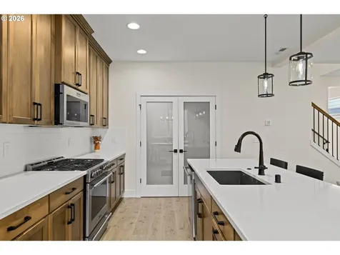 17405 NW 7th Avenue Ridgefield WA 98642