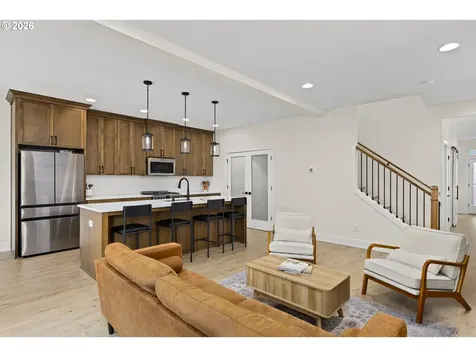 17405 NW 7th Avenue Ridgefield WA 98642