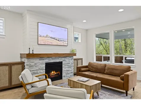 17405 NW 7th Avenue Ridgefield WA 98642