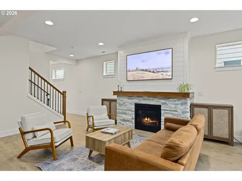 17405 NW 7th Avenue Ridgefield WA 98642