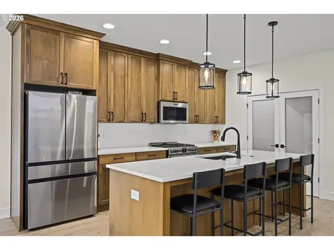 17405 NW 7th Avenue Ridgefield WA 98642