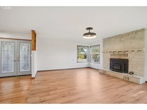155 Melvin Avenue St. Helens OR 97051