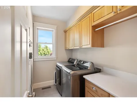 20762 S South End Road Oregon City OR 97045