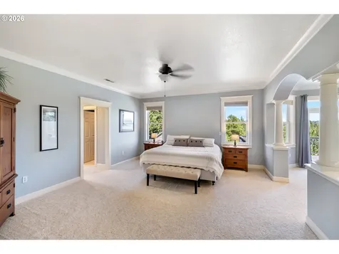 20762 S South End Road Oregon City OR 97045
