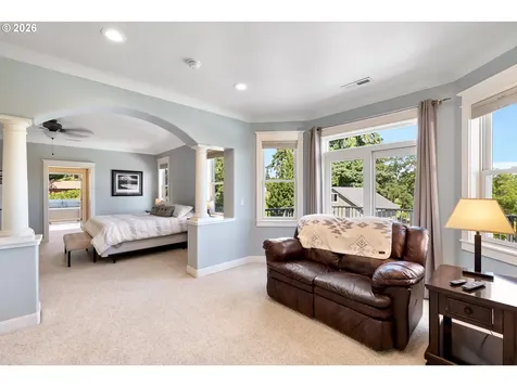 20762 S South End Road Oregon City OR 97045
