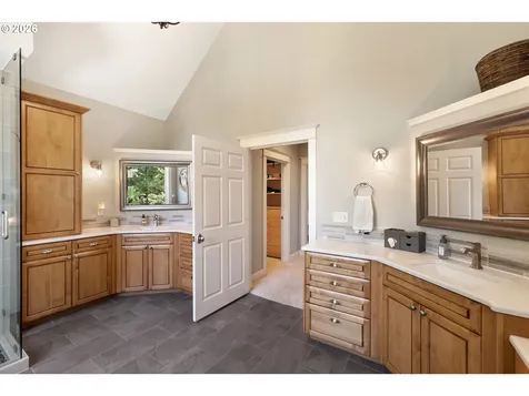 20762 S South End Road Oregon City OR 97045