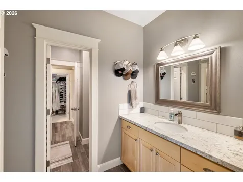 20762 S South End Road Oregon City OR 97045