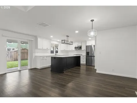 3270 SW 180th Place Beaverton OR 97003