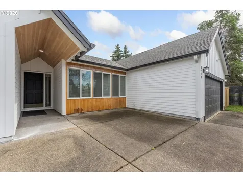3270 SW 180th Place Beaverton OR 97003