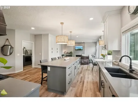 2378 Falcon Drive West Linn OR 97068