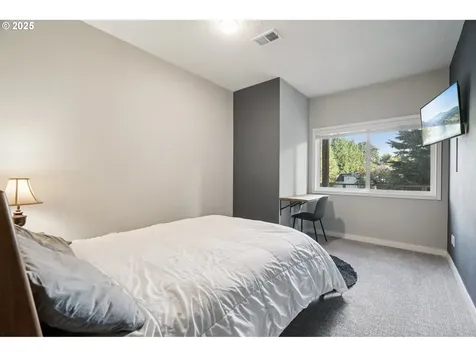2378 Falcon Drive West Linn OR 97068