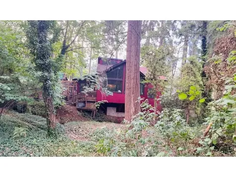 1952 W 27th Place Eugene OR 97405