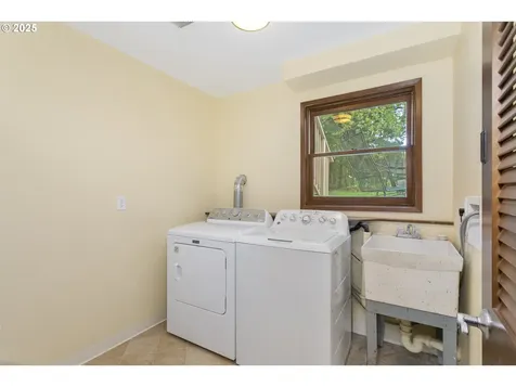 7370 SW Danielle Avenue Beaverton OR 97008