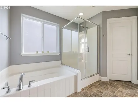 2216 NE 158th Street Vancouver WA 98686