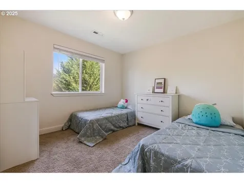 2216 NE 158th Street Vancouver WA 98686