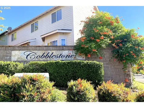 2216 NE 158th Street Vancouver WA 98686