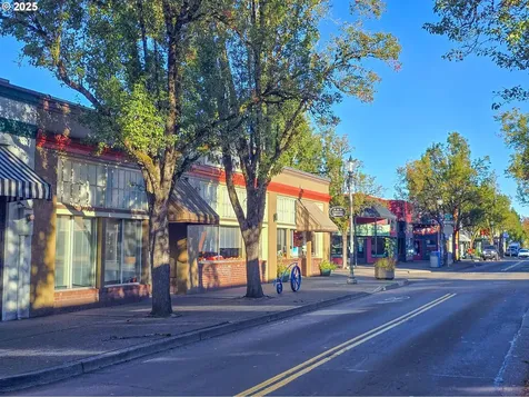 129 N Main Avenue Gresham OR 97030