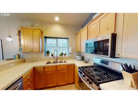 29045 Vizcaino Court Gold Beach OR 97444