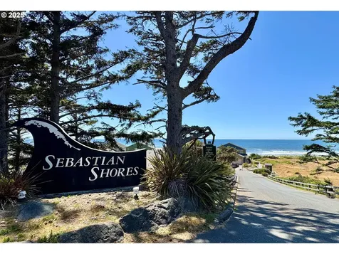 29045 Vizcaino Court Gold Beach OR 97444