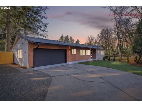 16011 Parker Road Lake Oswego OR 97035