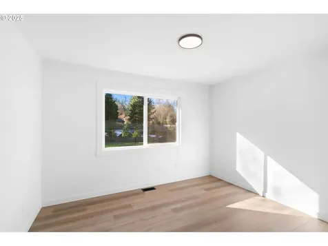 16011 Parker Road Lake Oswego OR 97035