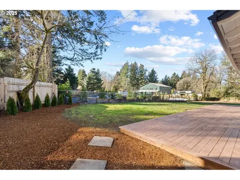 16011 Parker Road Lake Oswego OR 97035