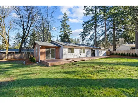 16011 Parker Road Lake Oswego OR 97035