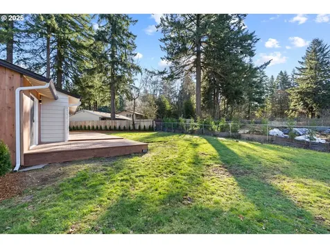 16011 Parker Road Lake Oswego OR 97035