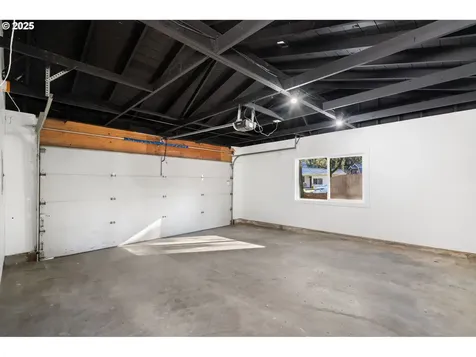 16011 Parker Road Lake Oswego OR 97035