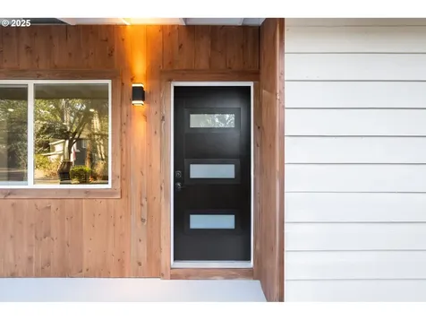 16011 Parker Road Lake Oswego OR 97035