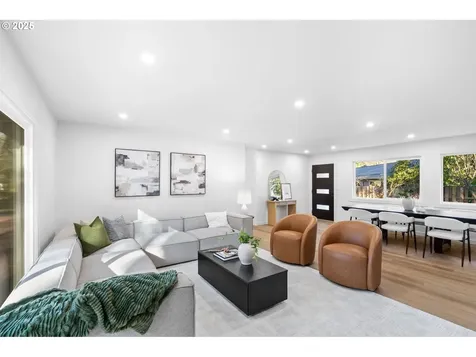16011 Parker Road Lake Oswego OR 97035