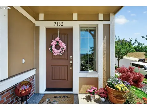 7162 NW Elise Avenue Portland OR 97229