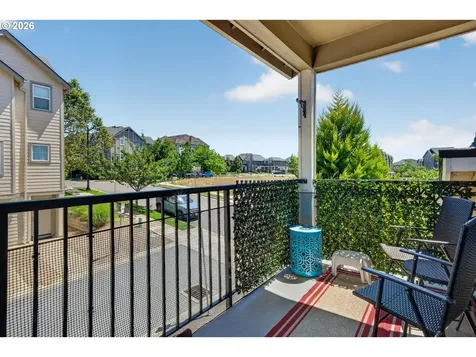 7162 NW Elise Avenue Portland OR 97229