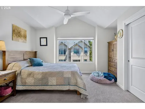 7162 NW Elise Avenue Portland OR 97229