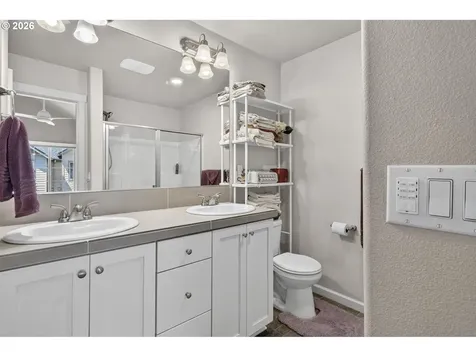 7162 NW Elise Avenue Portland OR 97229