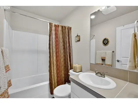 7162 NW Elise Avenue Portland OR 97229