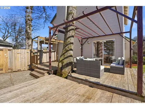 404 E Brandon Drive Newberg OR 97132
