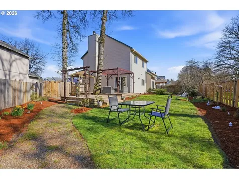 404 E Brandon Drive Newberg OR 97132