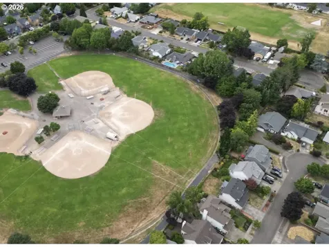 404 E Brandon Drive Newberg OR 97132