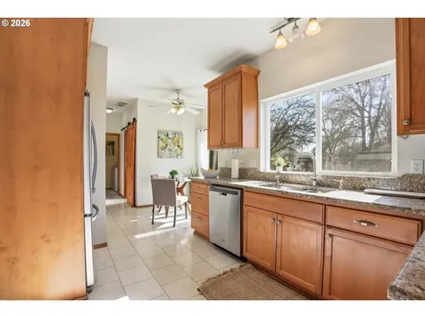 404 E Brandon Drive Newberg OR 97132