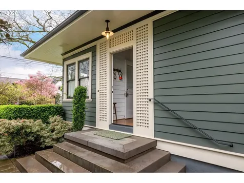 3303 NE 22nd Avenue Portland OR 97212