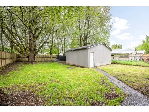 1123 7th Avenue Longview WA 98632