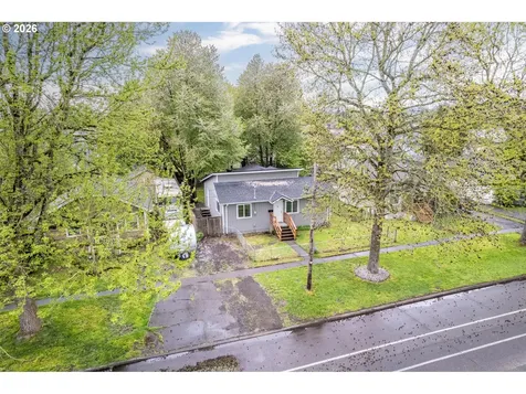 1123 7th Avenue Longview WA 98632