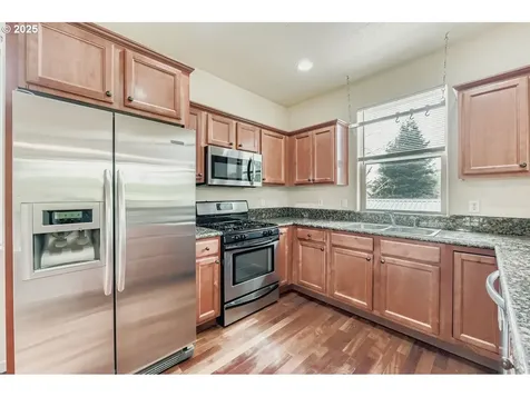 7912 NE Klickitat Street Portland OR 97213